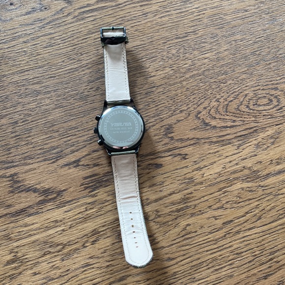 Watch - Picture 3 of 3